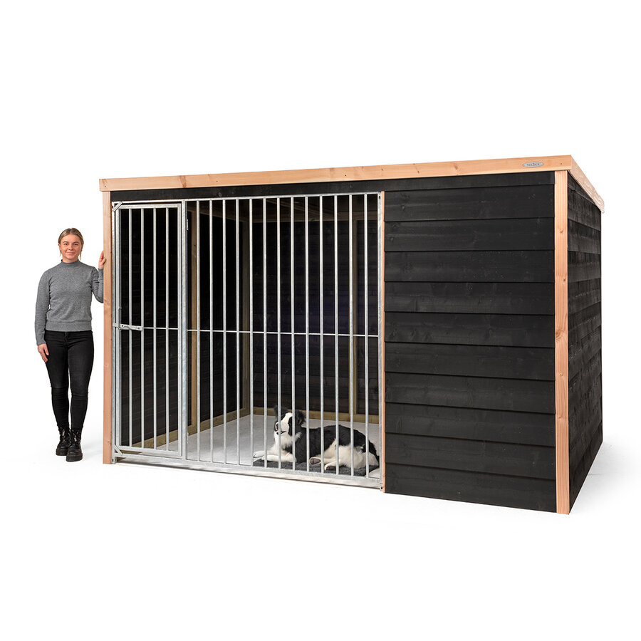 Hondenkennel Rex met nachthok en spijlenpaneel | buitenmaat incl. dak 316 x 208 x 196 cm | windluw ontwerp | betonplex bodem