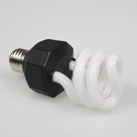 ReptilDesert UV Light 15W UV-A en UV-B lamp voor woestijnreptielen