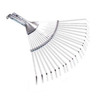Verstelbare metalen gazonhark met 22 platte tanden 28 tot 42 cm
