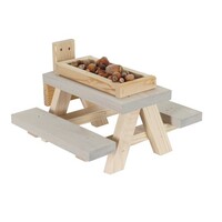 Eekhoorn picknicktafel Wand