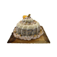 Vogeltaart L op houten plank – luxe traktatie voor tuinvogels in cadeauverpakking