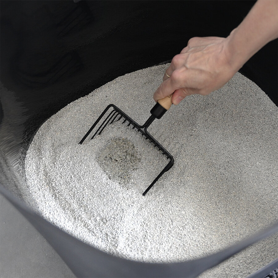 Ongeparfumeerde kattenbakvulling DEVIN – witte bentoniet, klontvormend kattengrit 12 kg / 13,8 L