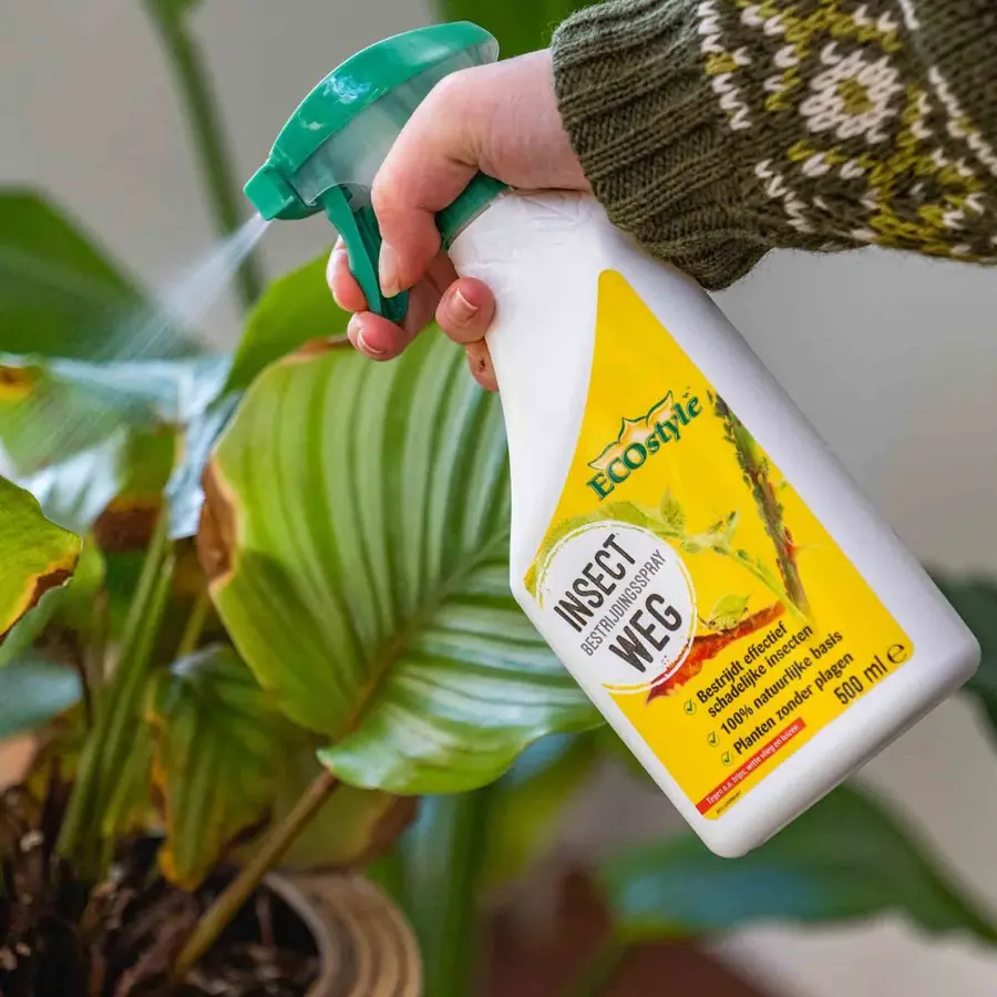 InsectWeg spray - bestrijding van bladluis, wolluis, dopluis en trips