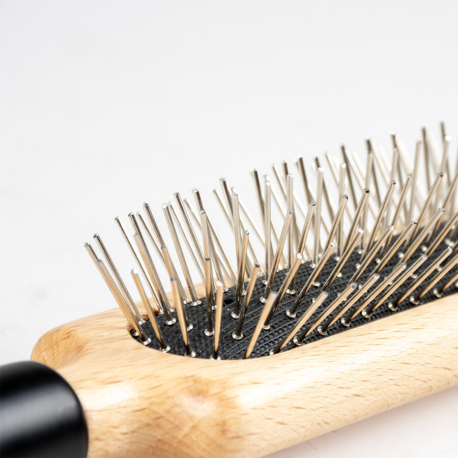 Professionele pinnenborstel APRIL voor katten – beukenhouten handvat en roestvrije pinnen