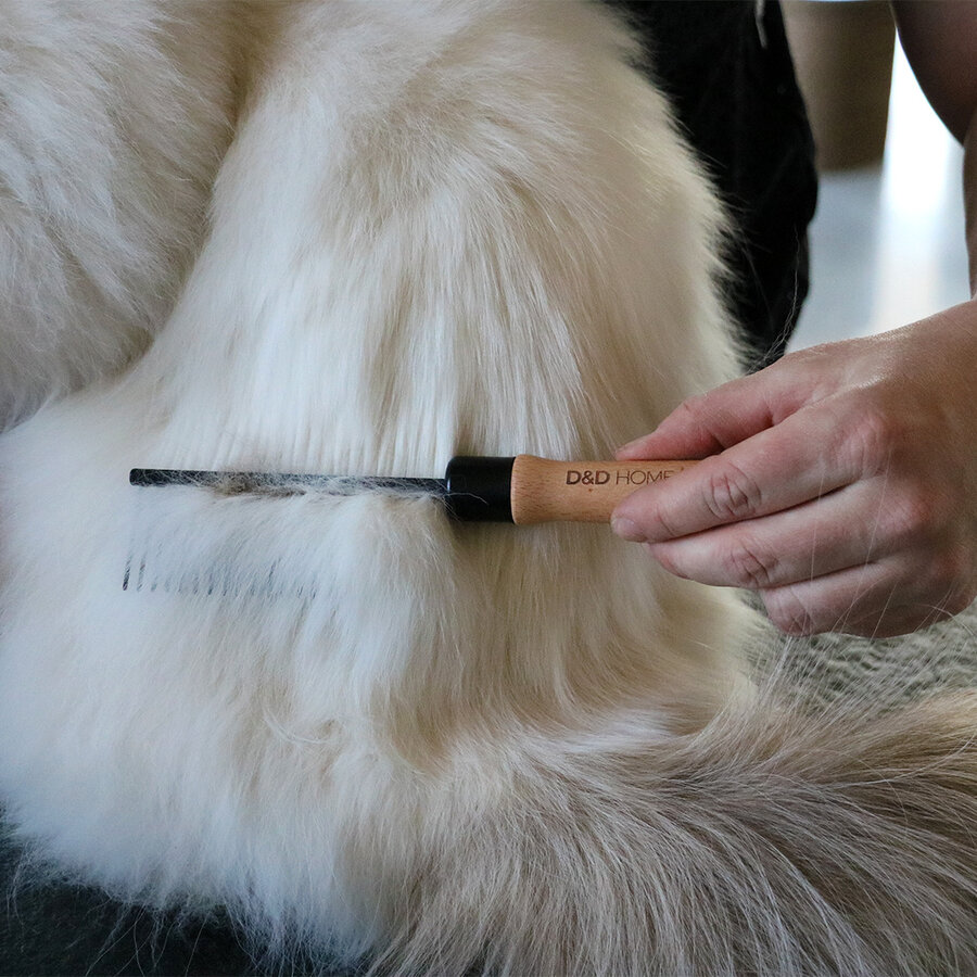 Professionele kattenkam ADAM – ergonomisch FSC beukenhouten handvat