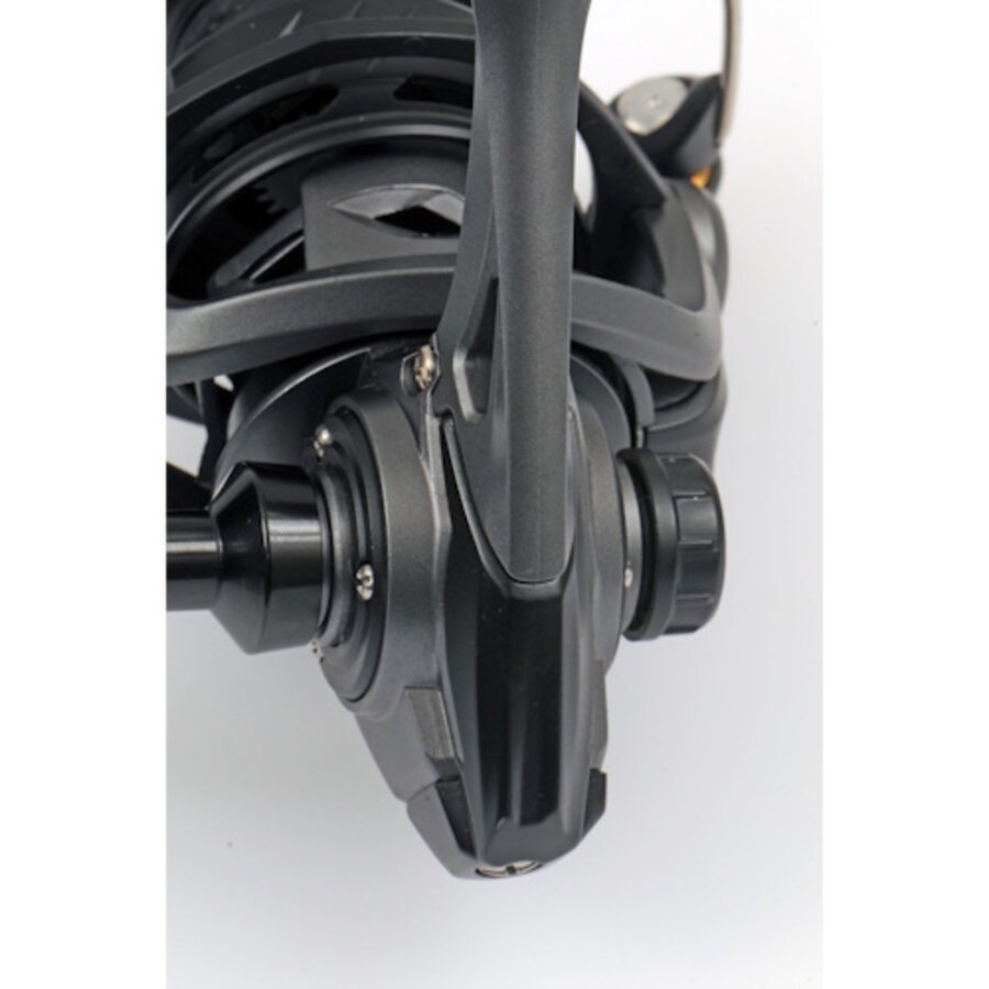 Sakana FD 5+1BB 3000 - krachtige spinmolen met 6 kogellagers en front drag systeem