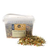 Luzerne vlokkenmix - vezelrijk aanvullend diervoeder met erwten- en maïsvlokken en wortelblokjes