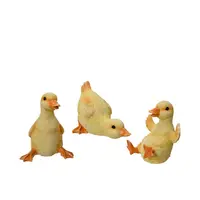 Decoratie eend polyresin  | geel | voorjaarsdecoratie
