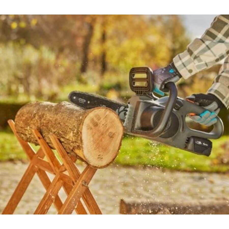 Accu kettingzaag set 18V | 25 cm zaagblad | 8 m/s | incl. 4,0Ah accu + lader