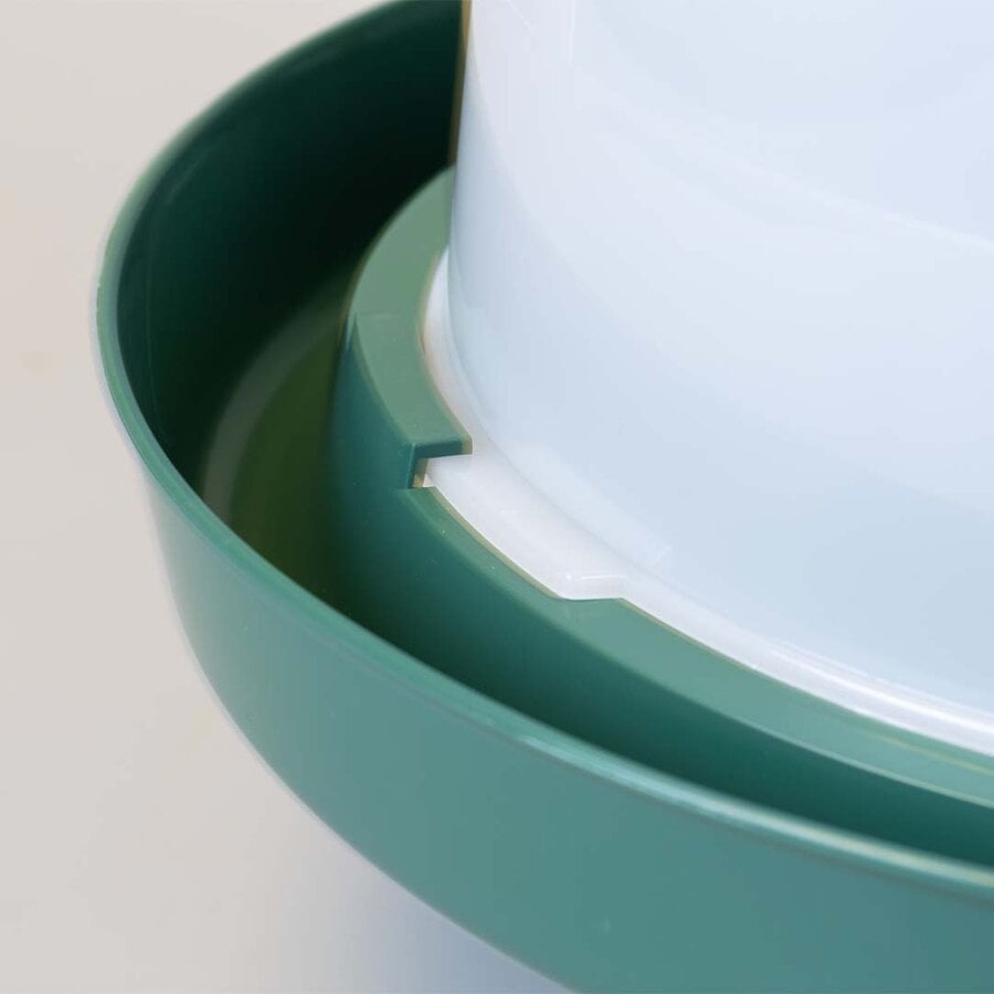 Drinkklok schroef met handvat en pootjes eco | transparant groen | 10 liter