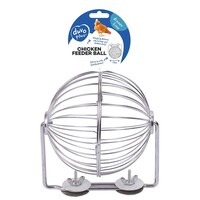 Metalen voederbal voor kippen 13 x 13 x 13 cm | voor groenvoer en verrijking