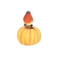Roodborst op pompoen tuinbeeld 11,7 x 12 x 16,2 cm polyresin