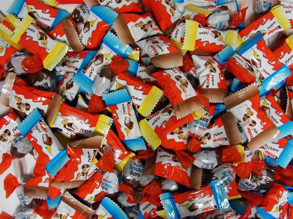 Ferrero Kinder Schokolade Mini 1er ca. 656 Stück, Süßigkeiten Online Shop  & Süßwaren Großhandel