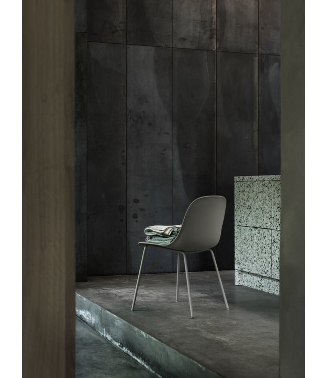 Fiber Side Chair - Tube base