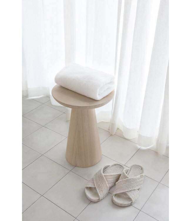 Kay - bijzettafel eik