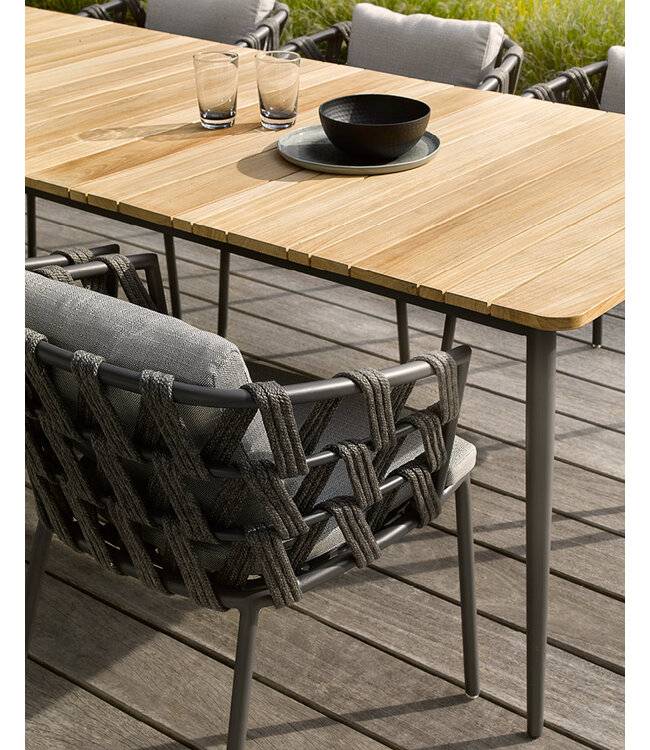 Leo Outdoor Dining Chair