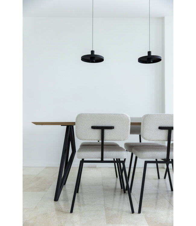 Ode Chair in stof Brema