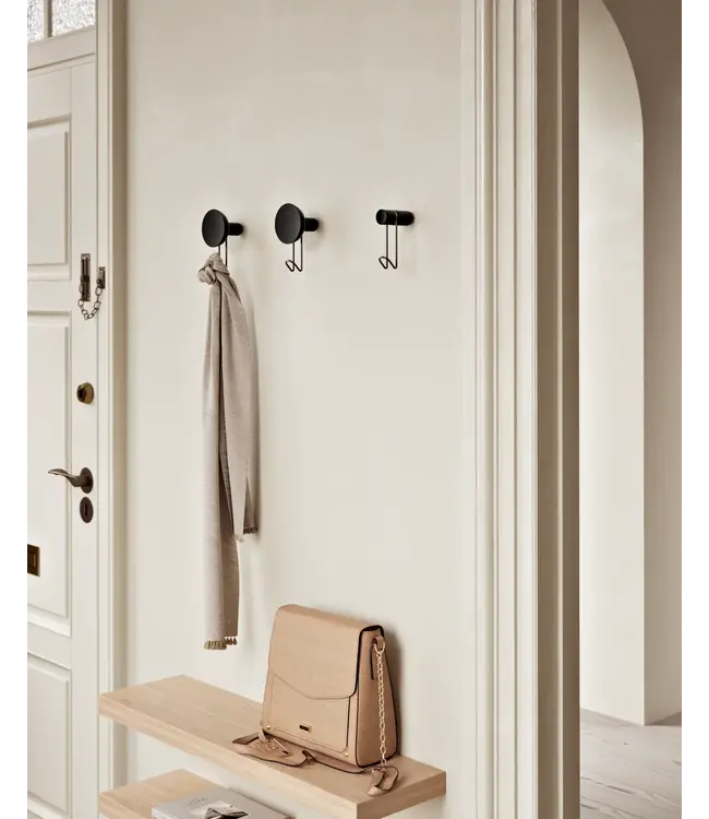 Around wall hanger - Black / Satin Brass