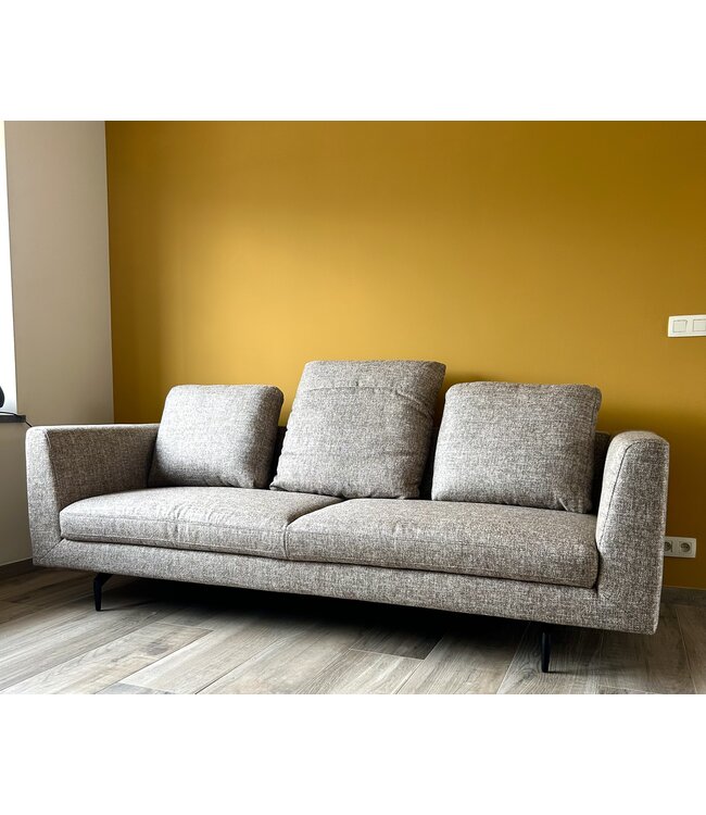 August zetel 2-zit of 3-zit