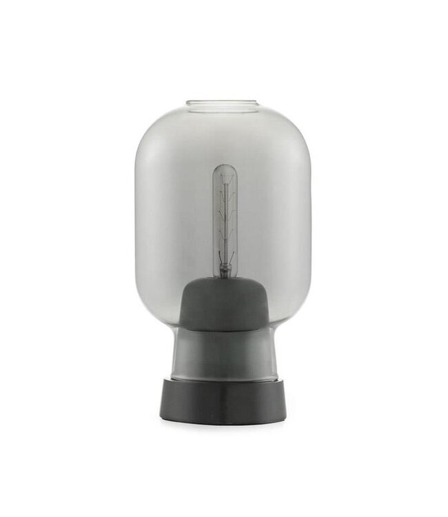 Normann Copenhagen Amp tafellamp - Toonzaalmodel