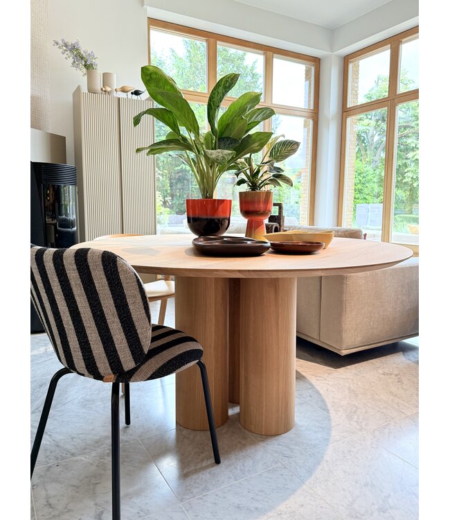 Jumbo - Ronde massief eiken tafel