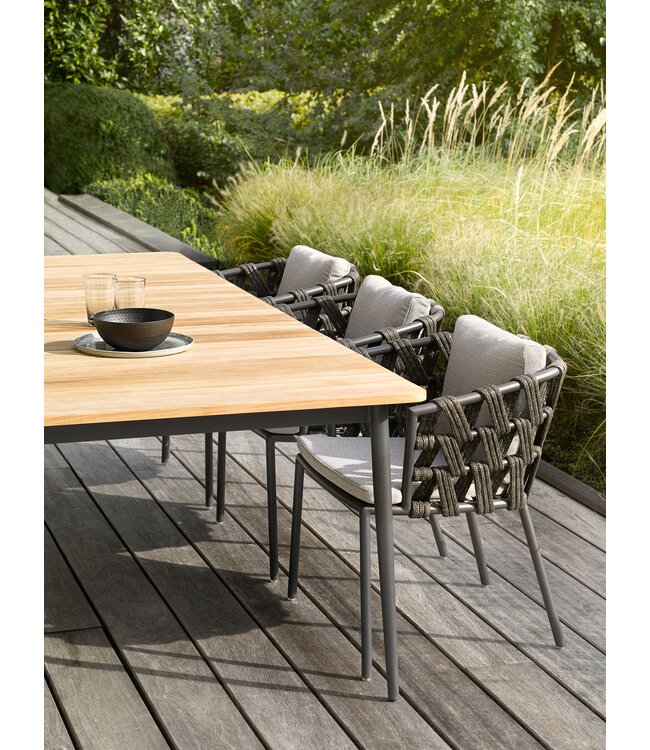 Leo Outdoor Dining Chair
