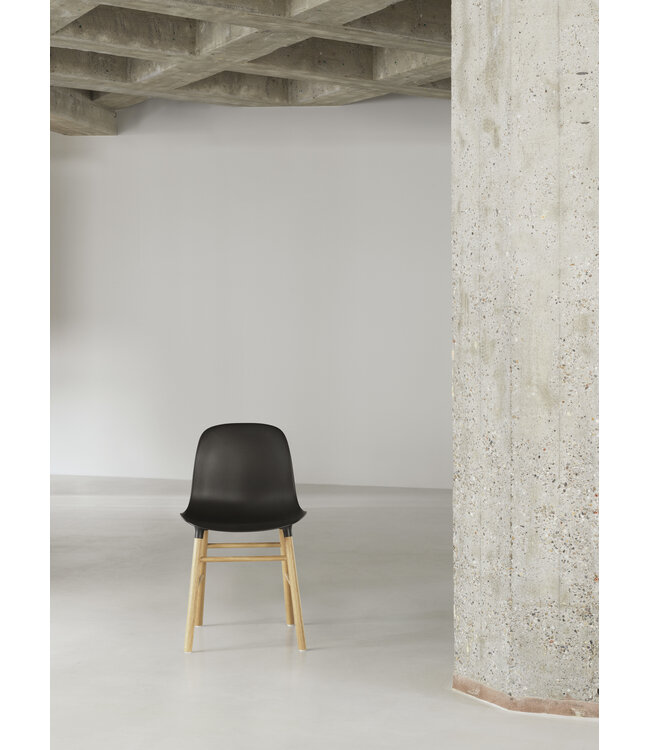 Form Chair - eik