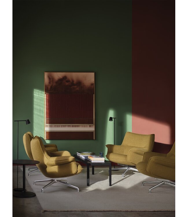 Doze Lounge Chair Toonzaalmodel