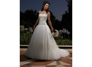 1866 Traumhaftes Brautkleid