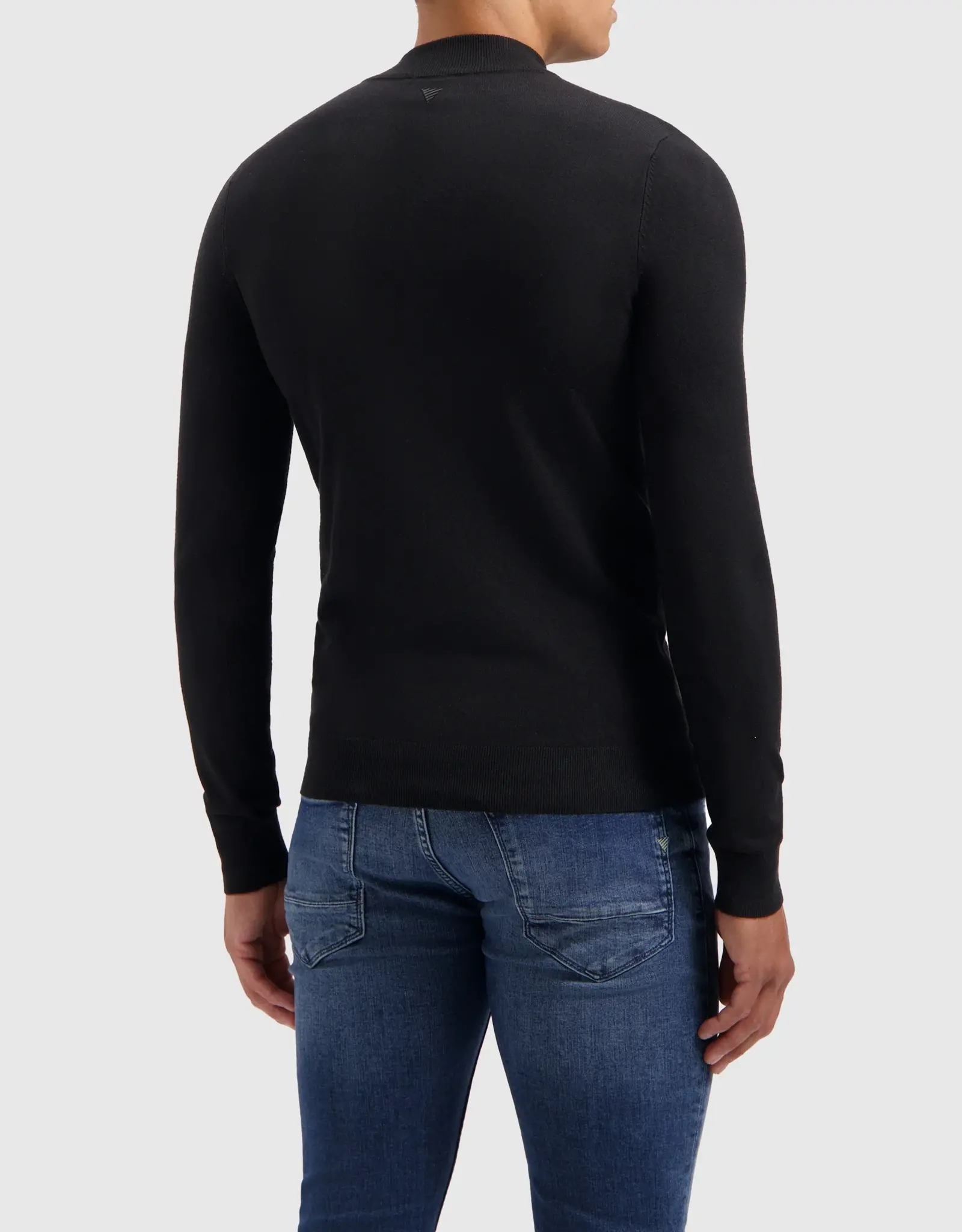 Pure Path Ess Knit Halfzip Sweater