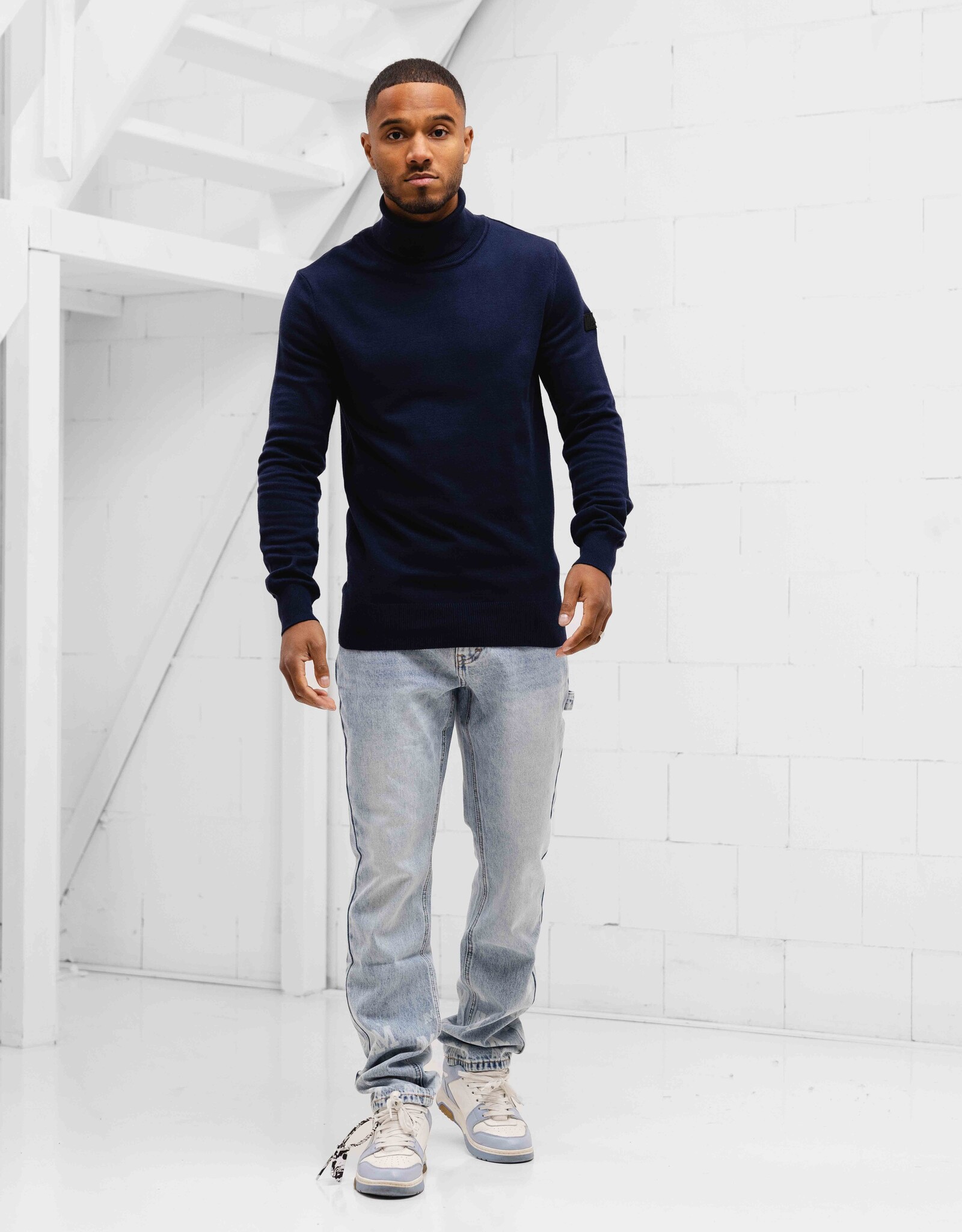 Amicci Maranzo Straight Jeans