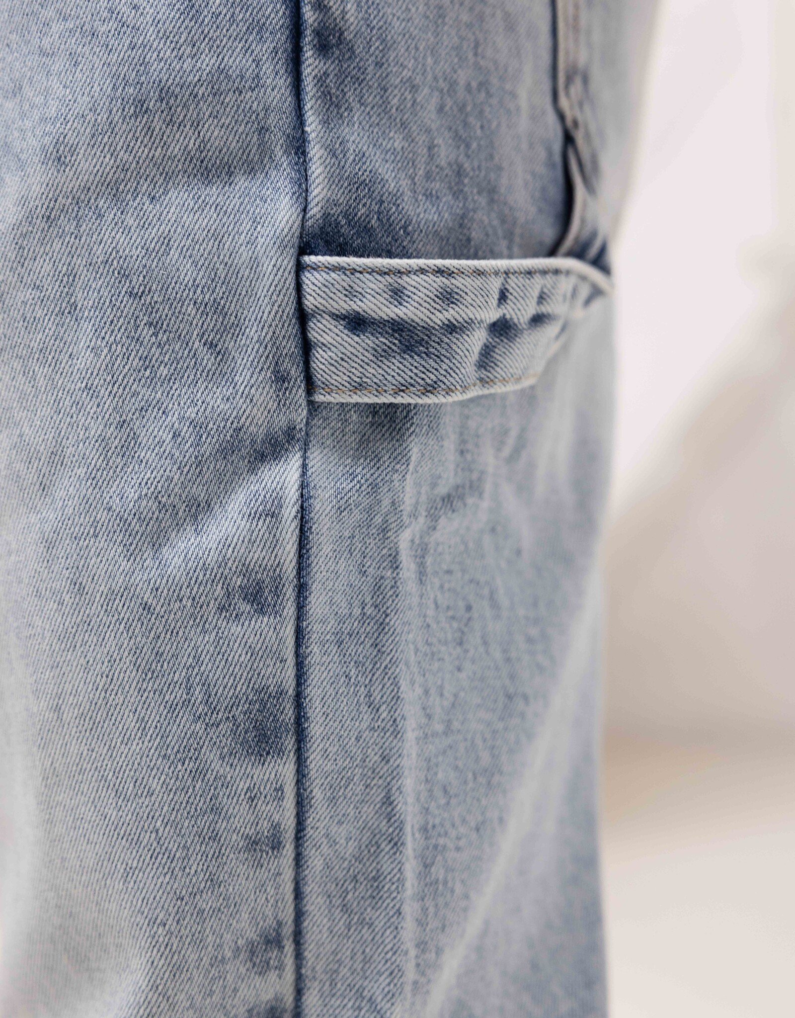 Amicci Maranzo Straight Jeans