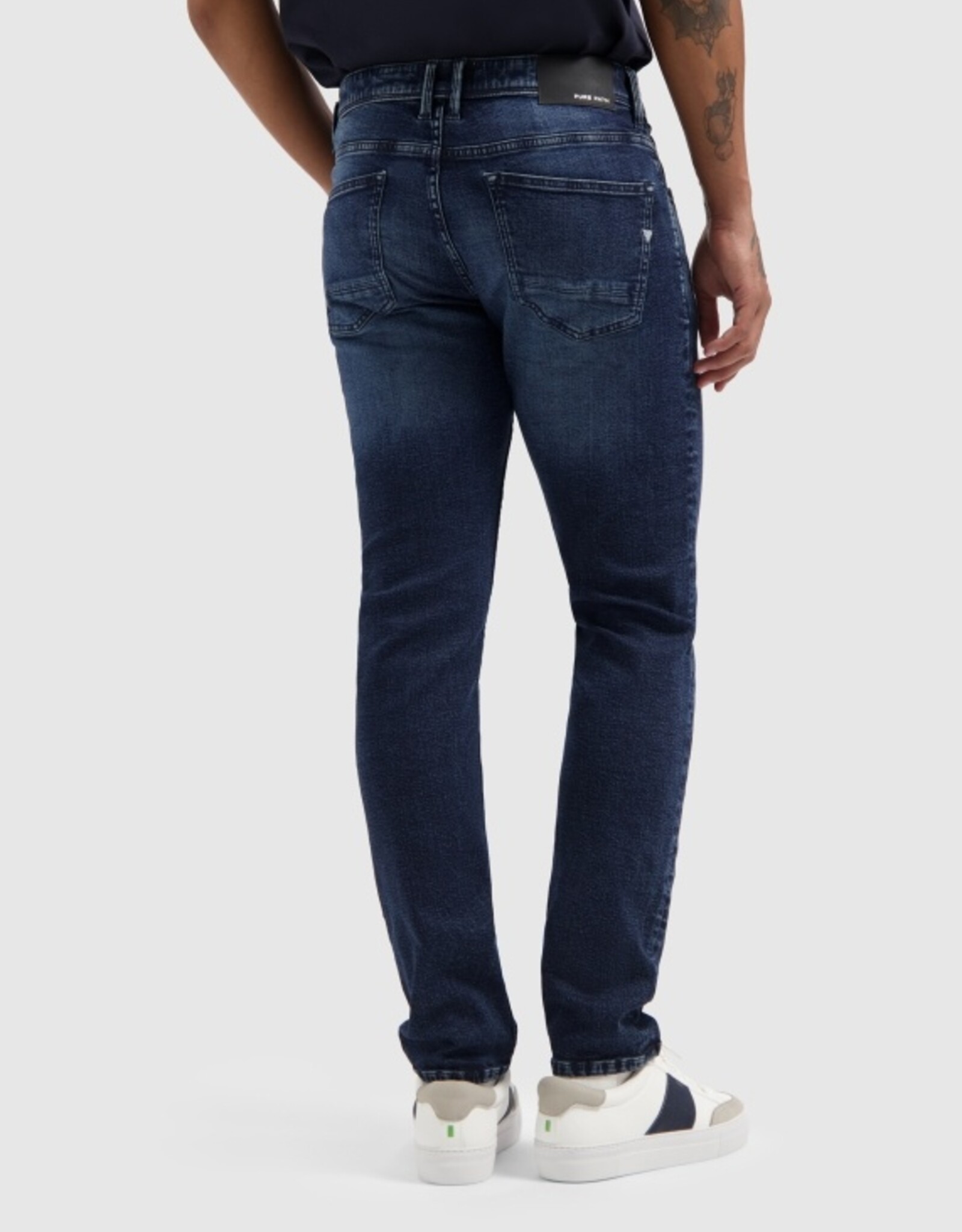 Pure Path The Ryan W1547