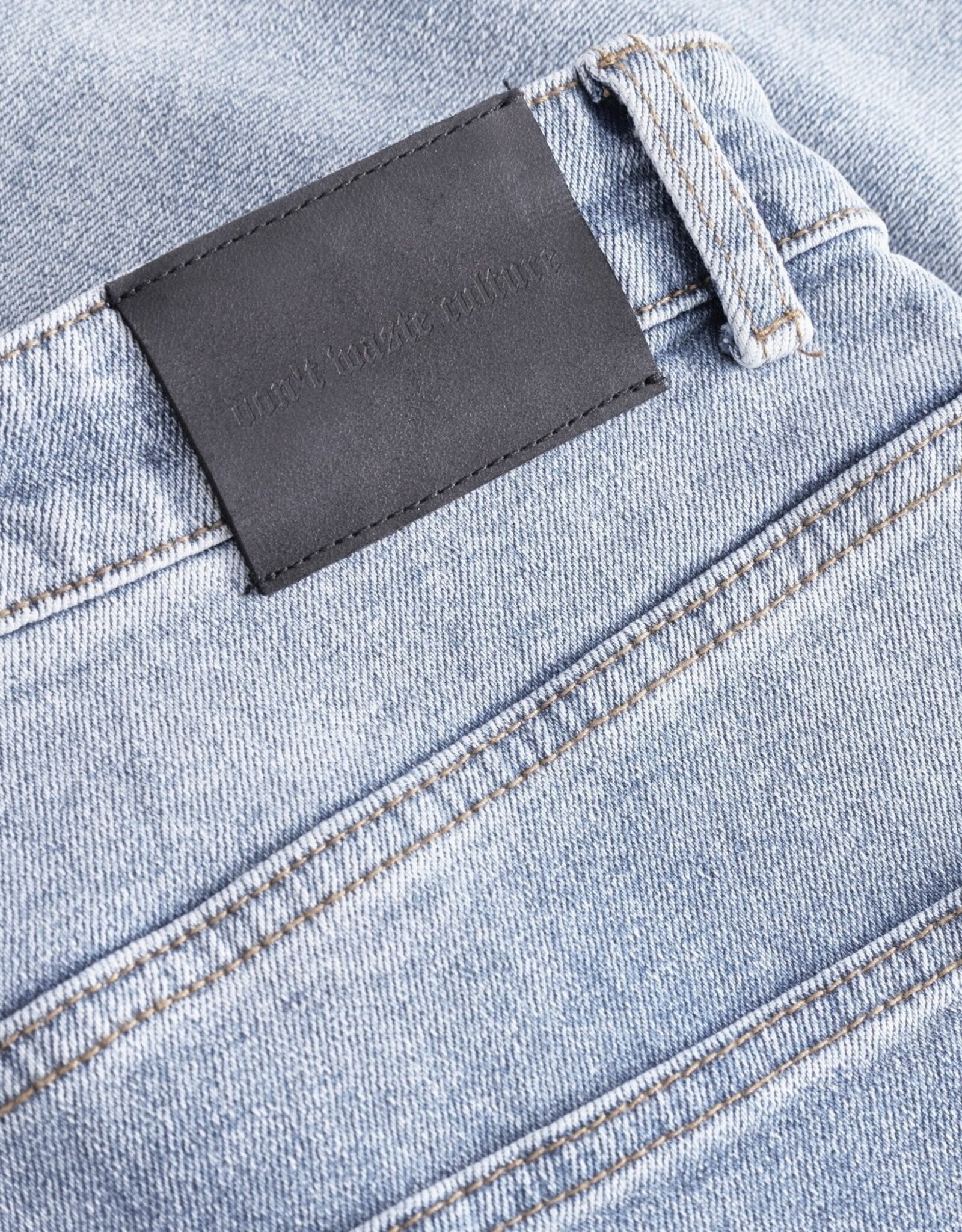 Don't Waste Culture Zivana Straight Fit Denim