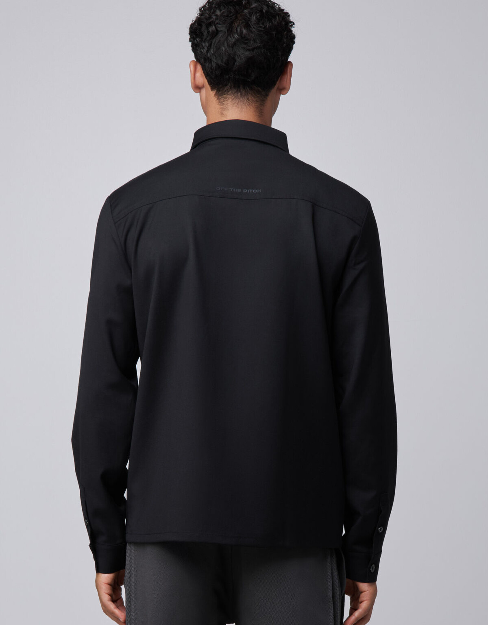 Off the pitch Cabinet Smart Shirt