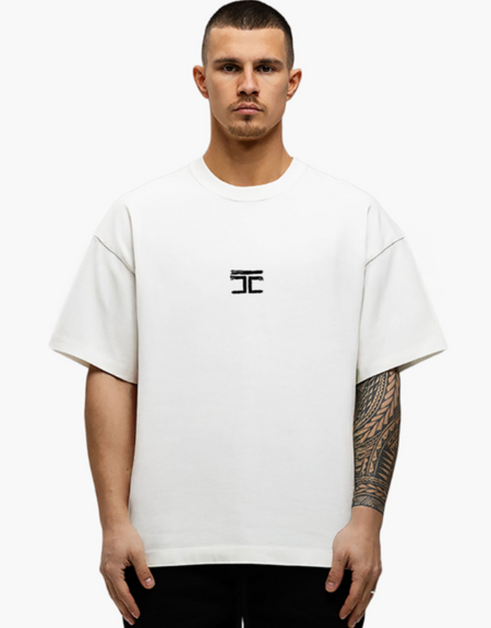 JorCustom Artist Loose Fit tee