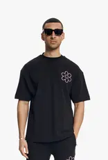 Croyez Croyez Contour De La Fleur T-Shirt