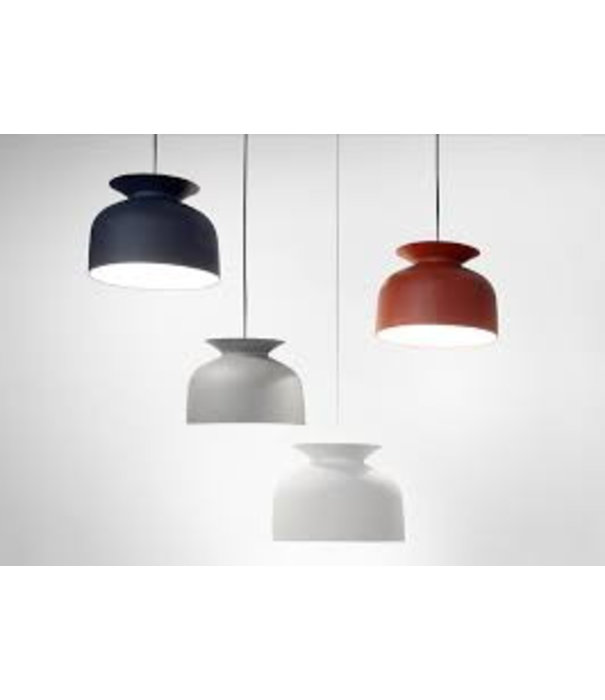 Gubi  Ronde Hanglamp by Oliver Schick