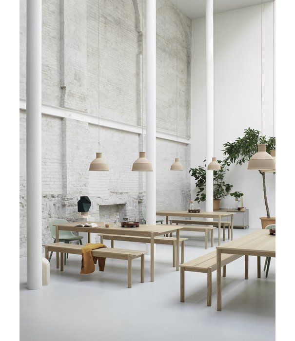 Muuto  Muuto Linear Wood Table oak 200 cm