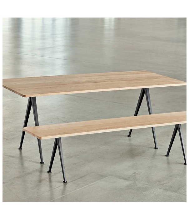 Hay  Hay Pyramid 12 Bank massief eiken 250 x 40