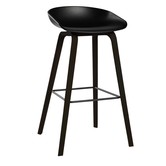 AAS 32 High barkruk zwart eiken voet 74 cm.