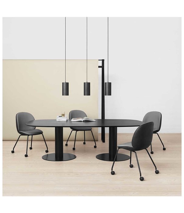 Gubi  Gubi Beetle Meeting Chair front upholstered, 4 legs with castors