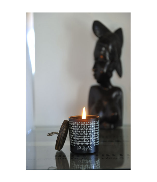 Esteban  Esteban - Teck & Tonka scented candle 170g