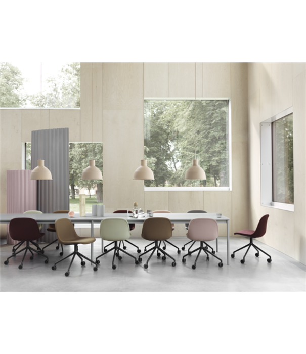 Muuto  Muuto  Fiber Armchair swivel with castors