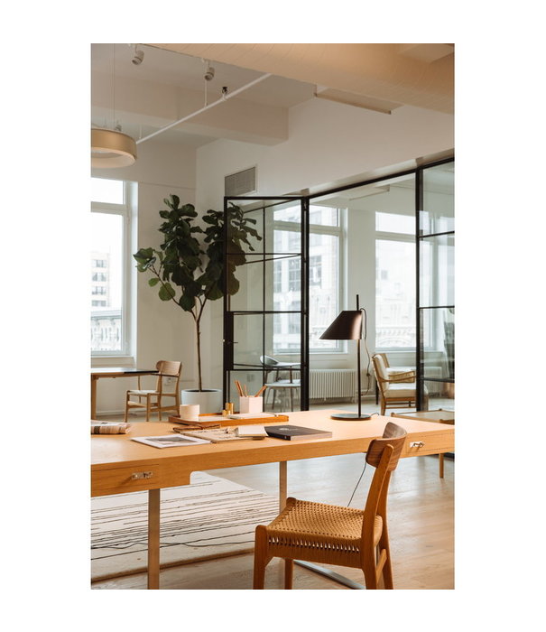 Louis Poulsen  Yuh Table Lamp LED