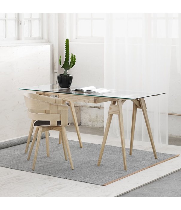 Design House Stockholm  Design House Stockholm - Arco desk oak - glass table top