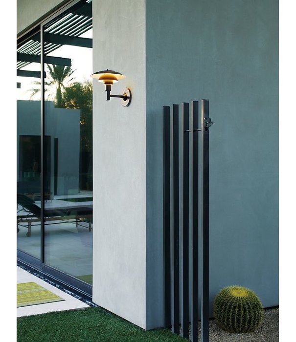 Louis Poulsen  Louis Poulsen - Ph 3-2 1/2 outdoor wall lamp