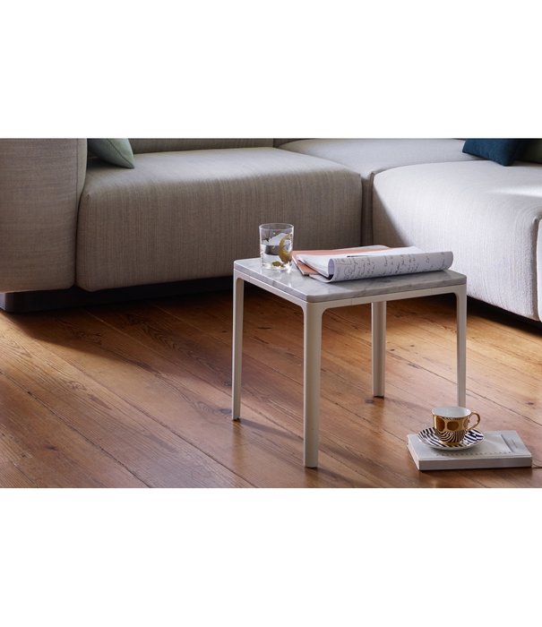 Vitra  Plate Coffee Table Carrara marble, white frame