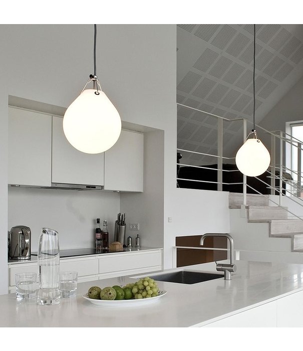 Louis Poulsen  Louis Poulsen - Moser suspension lamp