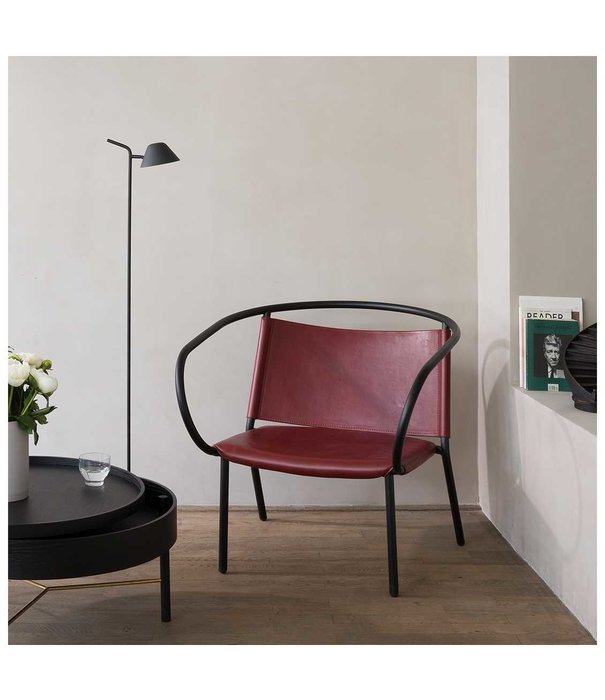 Audo Audo Copenhagen Peek Floor Lamp white